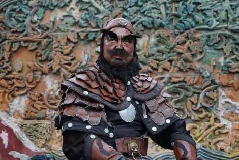 五虎上将，此人死后也成神，比关羽管的宽，阴阳两界都能管 ！