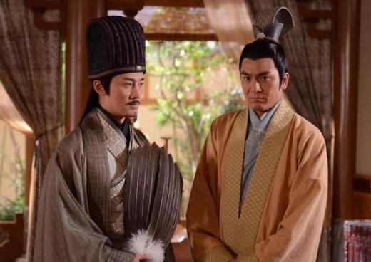 刘备托孤之时为何安排了两个人