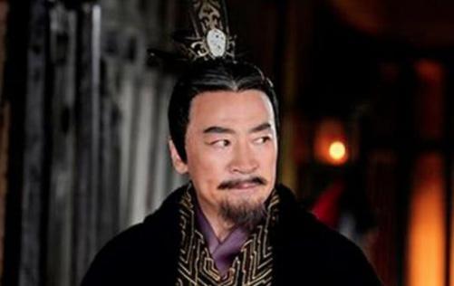 他一生辅佐三朝皇帝,去世后却被抄家