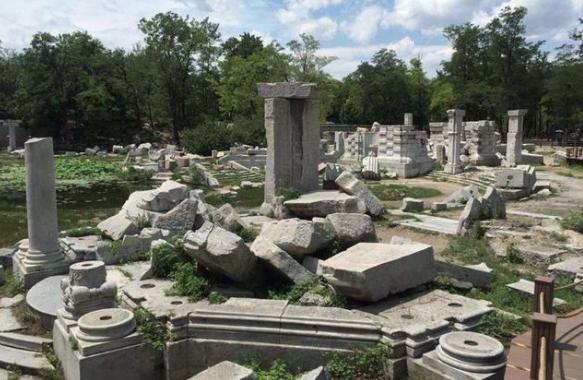 常妃住在圆明园，死后却连葬礼都没有