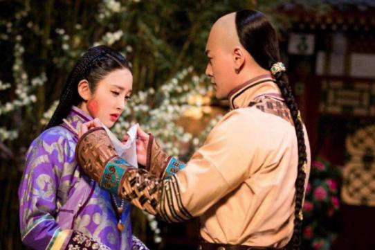 九子夺嫡的时候，曹雪芹家族都做了什么