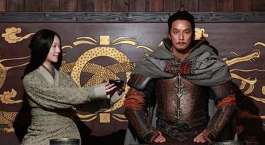 刘邦给信任的人封侯，却把讨厌的人封王