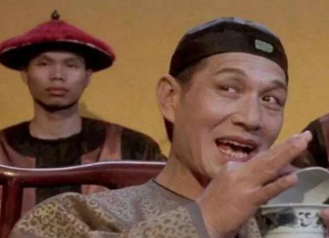 清宫太监“捞银子”手段多,一盆脏水赚100两,一根头发赚200两