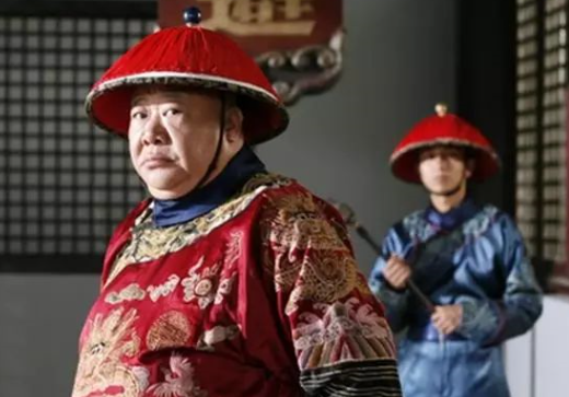 清宫太监“捞银子”手段多,一盆脏水赚100两,一根头发赚200两