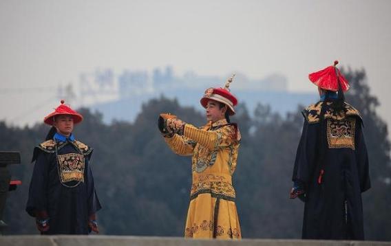 在古代，一两银子有多值钱