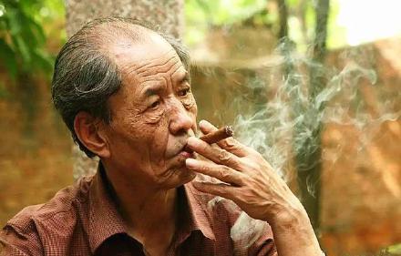 路遥，陈忠实，贾平凹三位作家的作品 对陕西的人民心中的地位有多大