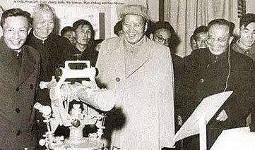 吴有训是谁 我国很多著名的物理学家都是他的学生