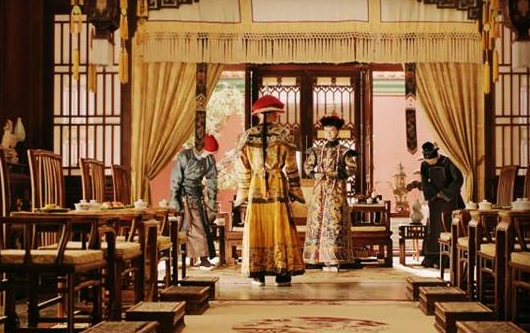 令妃多年盛宠不衰，为什么乾隆没立她为后？</span>
                      