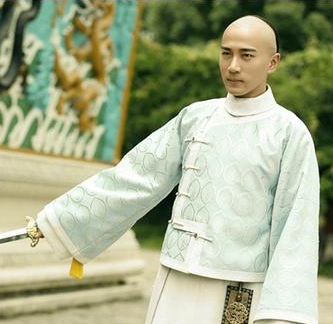 她为65岁的康熙生下一子，一生得宠</span>
                      