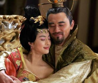 李显为何在武则天死后将她归葬乾陵？原因是什么？</span>
                      