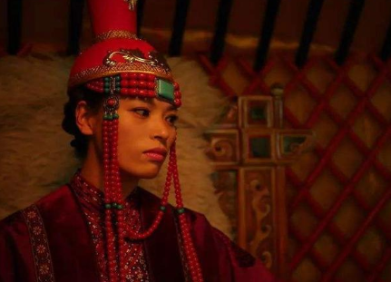 满都海夫人为北元做出了哪些贡献？她彰显了哪些品质？</span>
                      