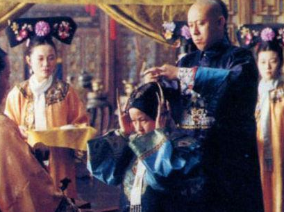 李莲英长的那么丑  慈禧太后为何还独宠李莲英几十年之久</span>
                      