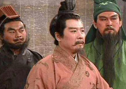 关羽被杀后刘备为何没有第一时间用兵 刘备先称帝的原因是什么</span>