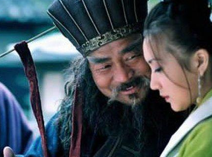 董卓火烧洛阳城是怎么回事 董卓放火的原因是什么</span>
                      