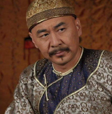 年羹尧被雍正赐死后 雍正为什么会放过年羹尧的父亲</span>
                      